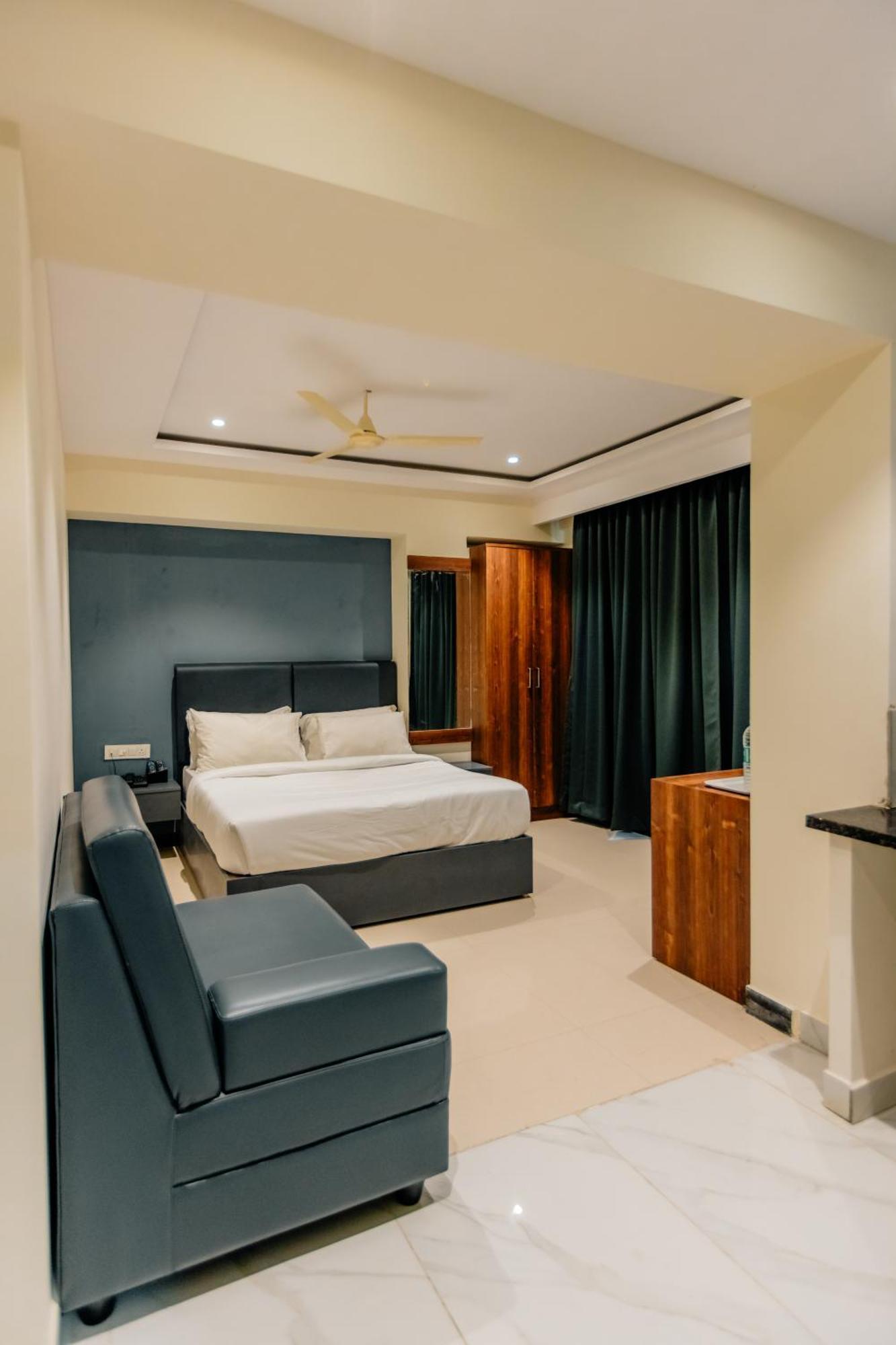 No 7 Vista Hotel Bangalore Eksteriør billede